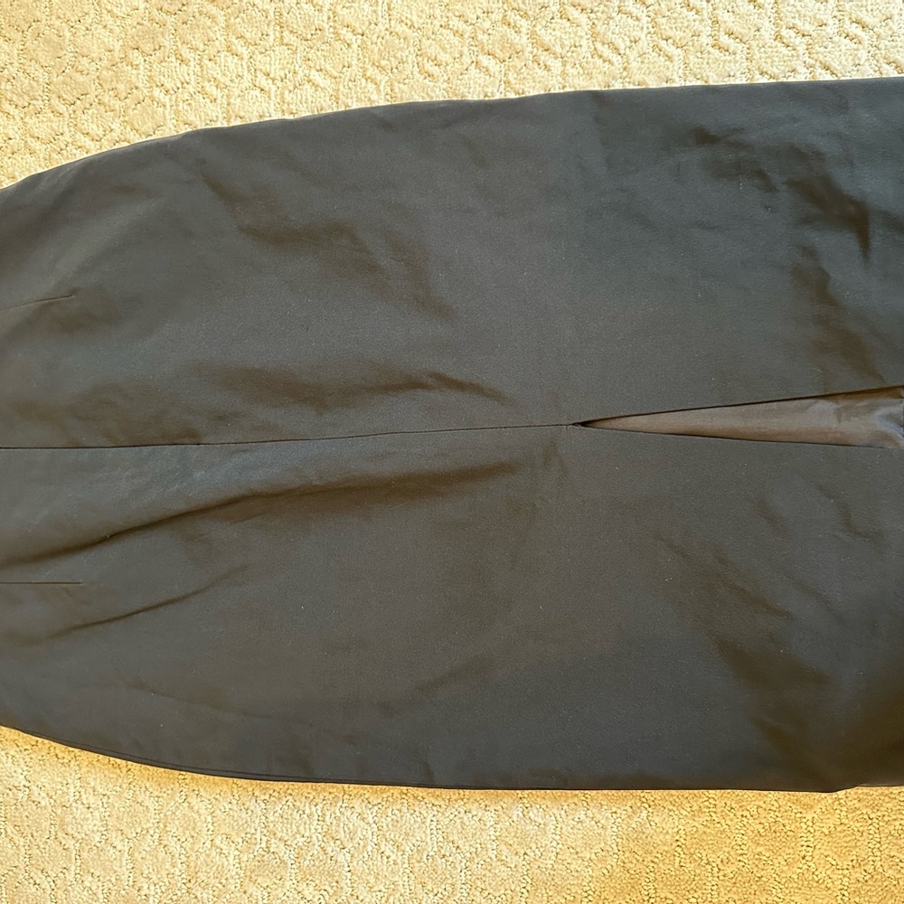 Charles Chang-Lima black suit - Picture 8 of 10